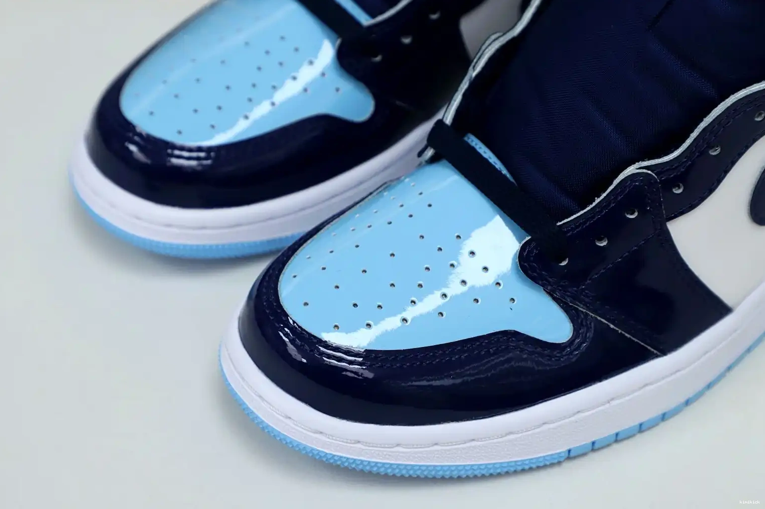 AIR 'BLUE CHILL' JORDAN RETRO HIGH 1 WMNS OG Kimikick 0508